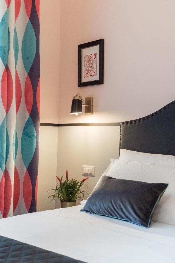 Contus Retro Guest House Cagliari Ngoại thất bức ảnh