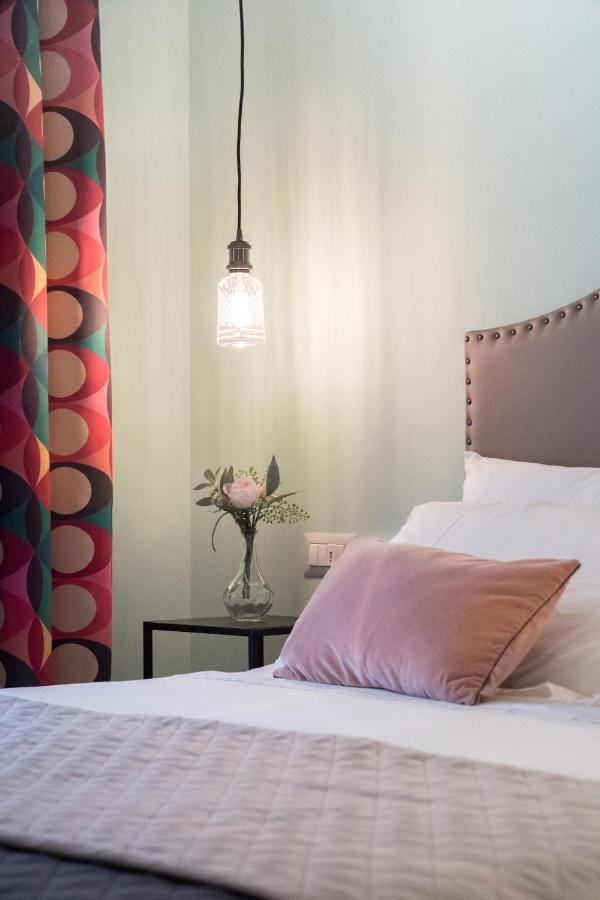 Contus Retro Guest House Cagliari Ngoại thất bức ảnh